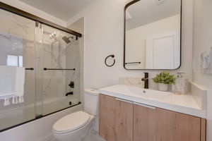  Remington Way-060