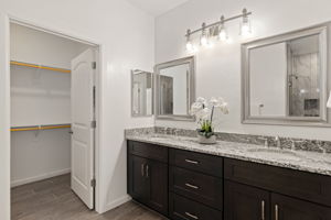 En-suite Primary Bathroom