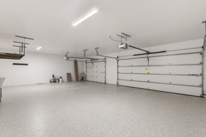 Extended length 3-car garage