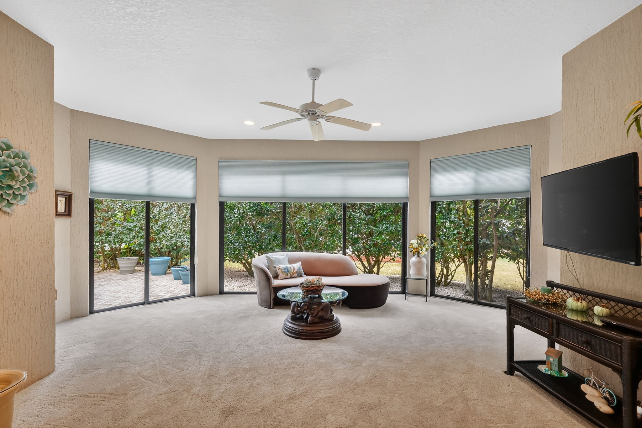 Climate Controlled, Glass-Enclosed Florida Room