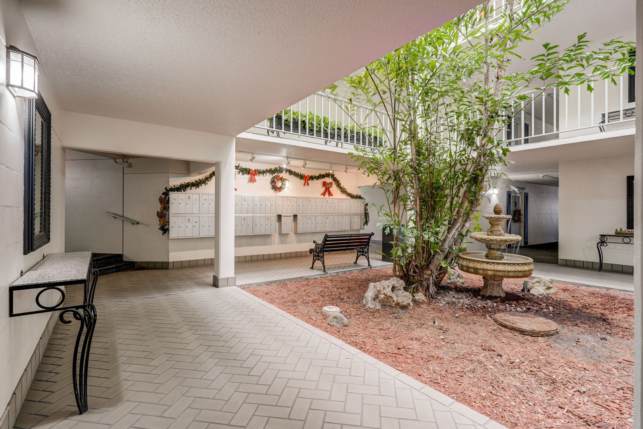 Bayshore Blvd B11-005