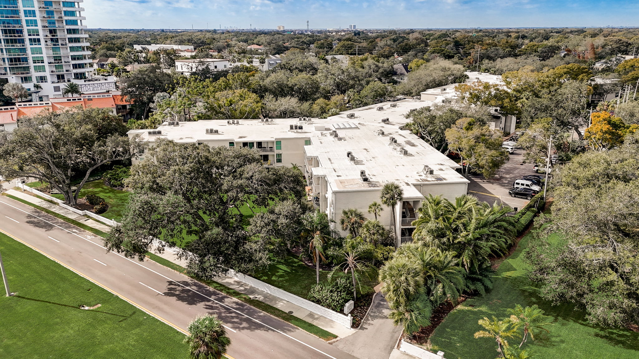 Bayshore Blvd B11-038