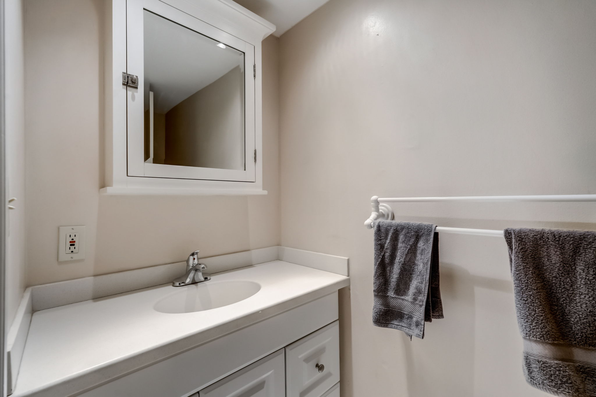 Bayshore Blvd B11-016