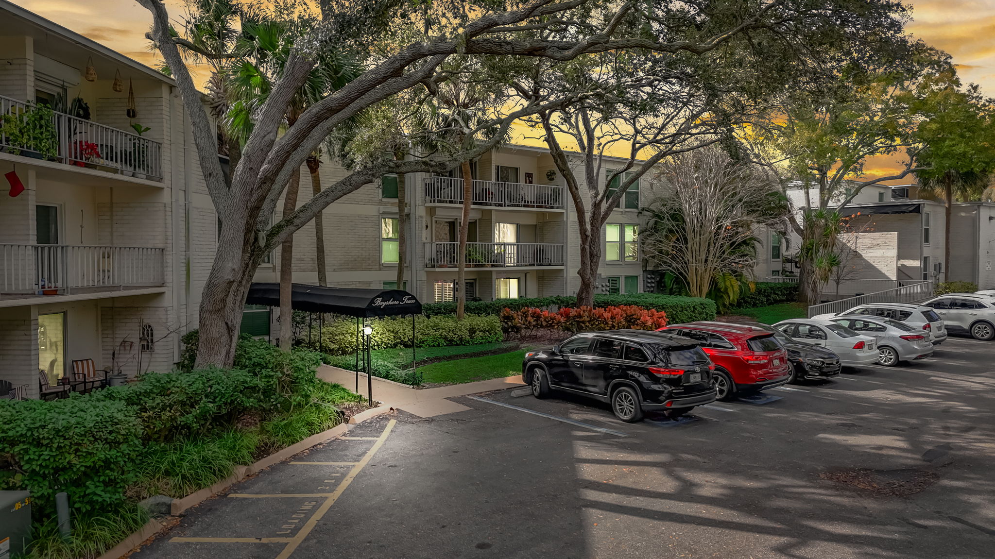 Bayshore Blvd B11 - VT-001