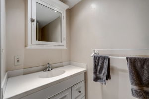 Bayshore Blvd B11-016