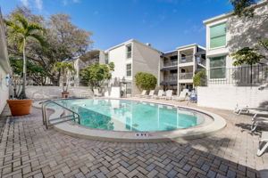 Bayshore Blvd B11-027