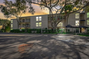 Bayshore Blvd B11 - VT-002