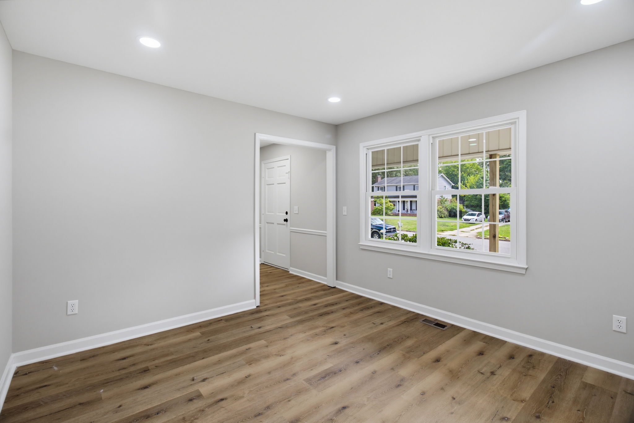 3325 Colony Dr-8