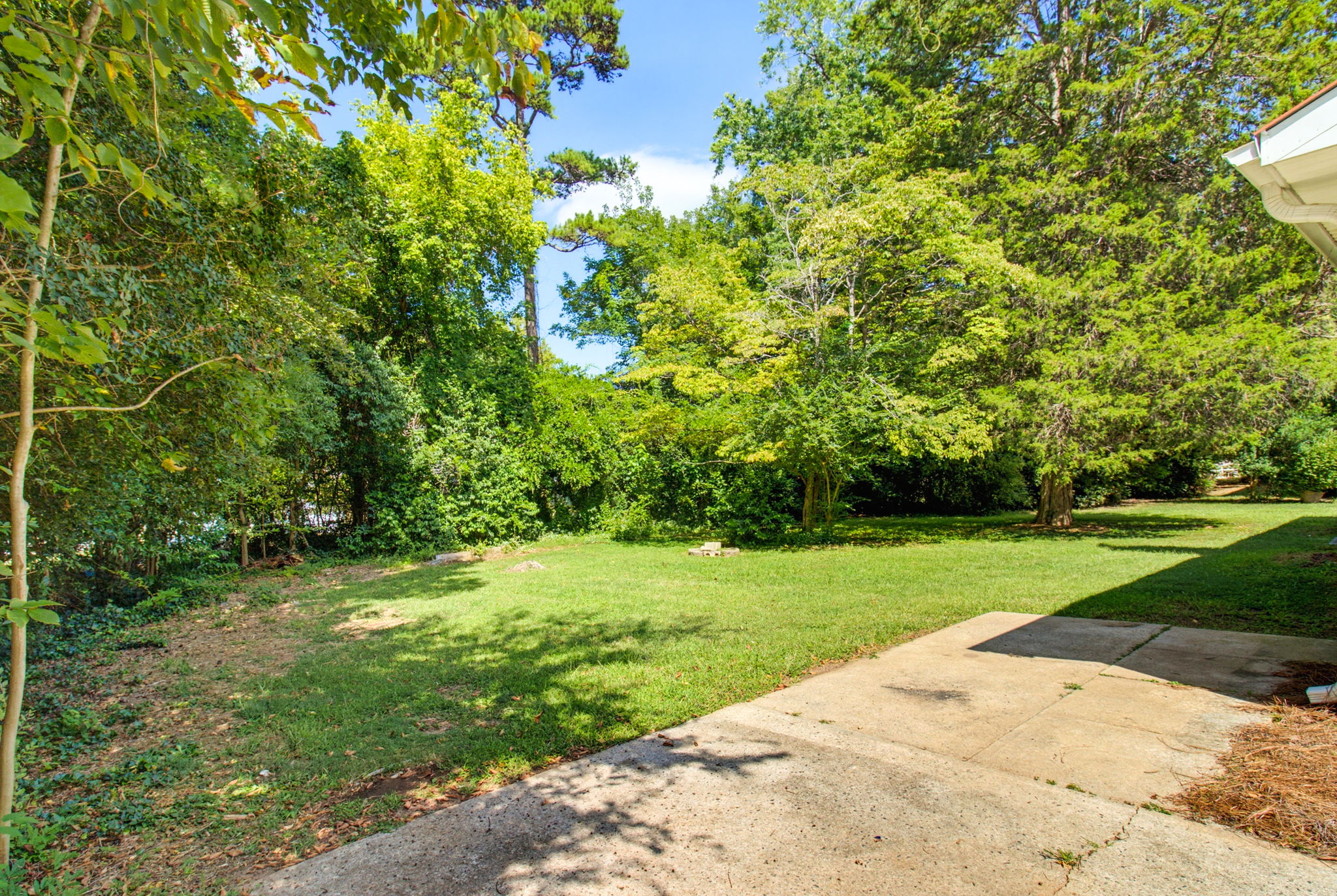 3325 Colony Dr-27