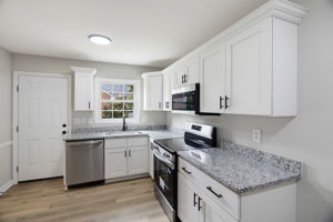 3325 Colony Dr-14