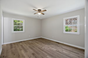 3325 Colony Dr-19