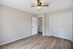 3325 Colony Dr-23