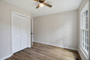 3325 Colony Dr-26