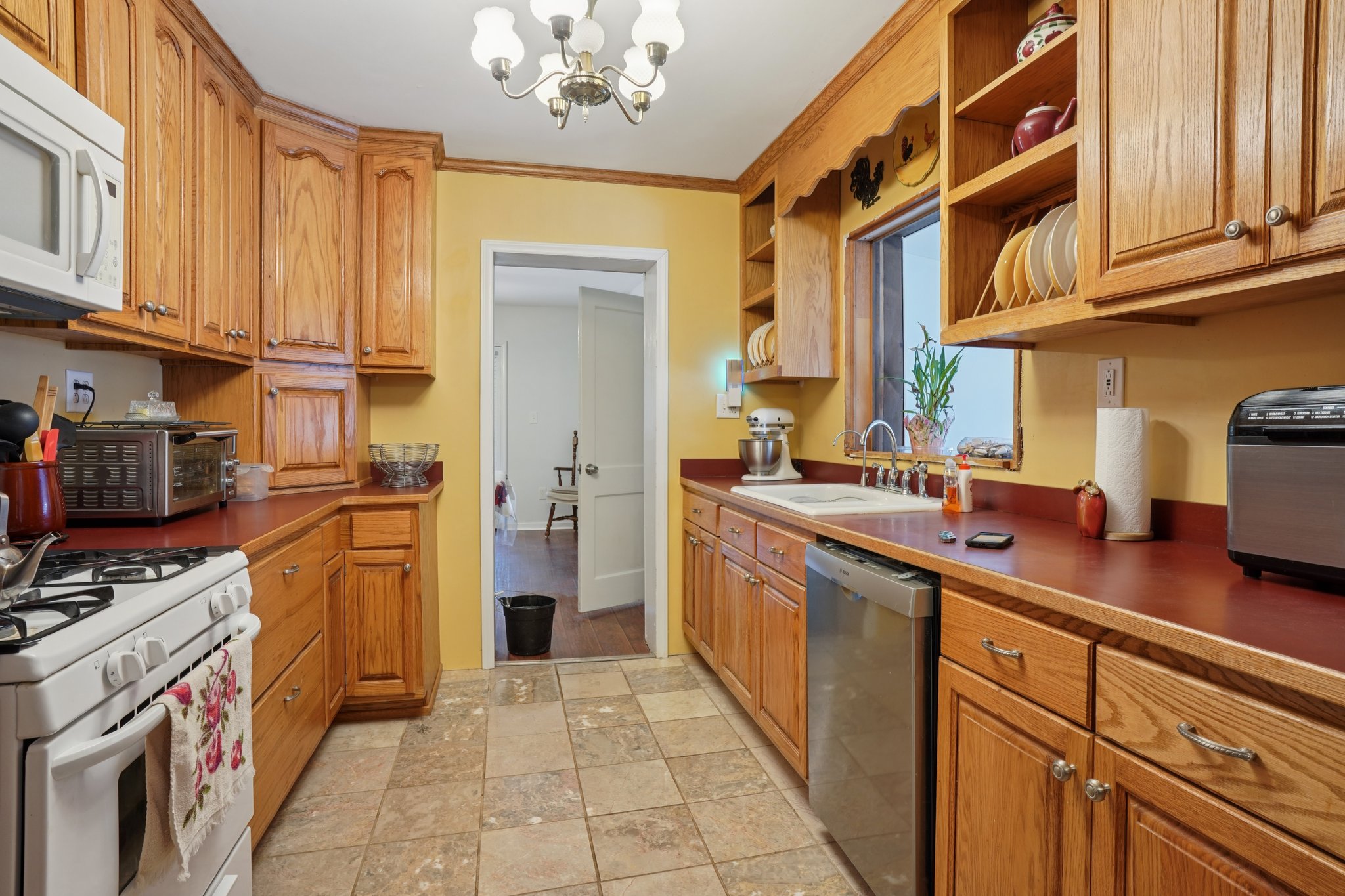 Fairview Dr-S3007-009.jpg