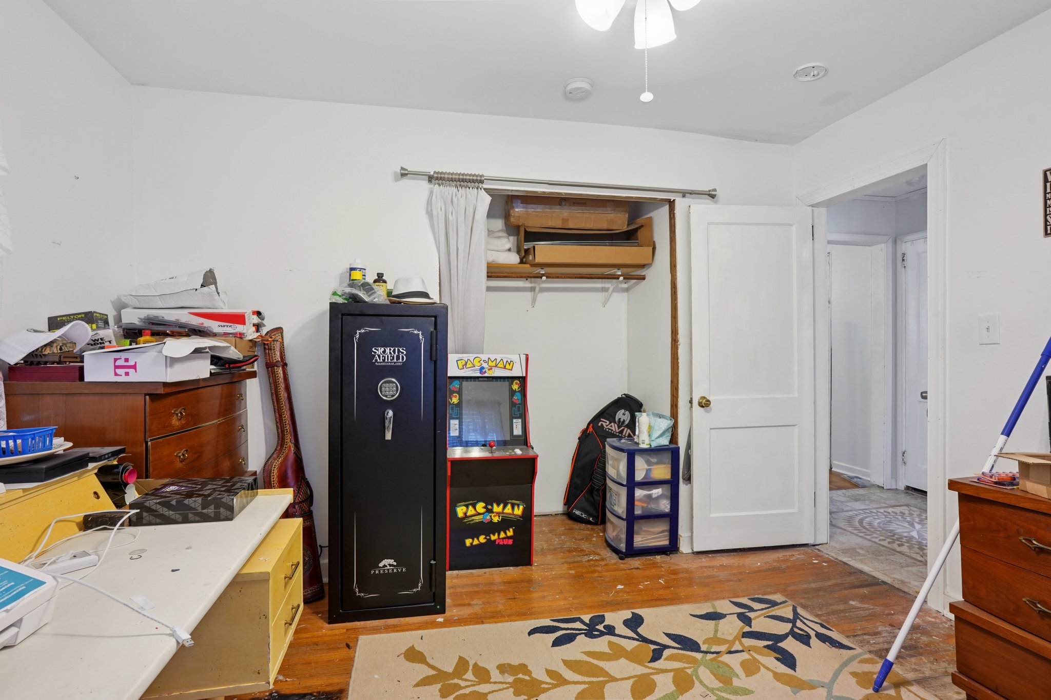 Fairview Dr-S3007-017.jpg