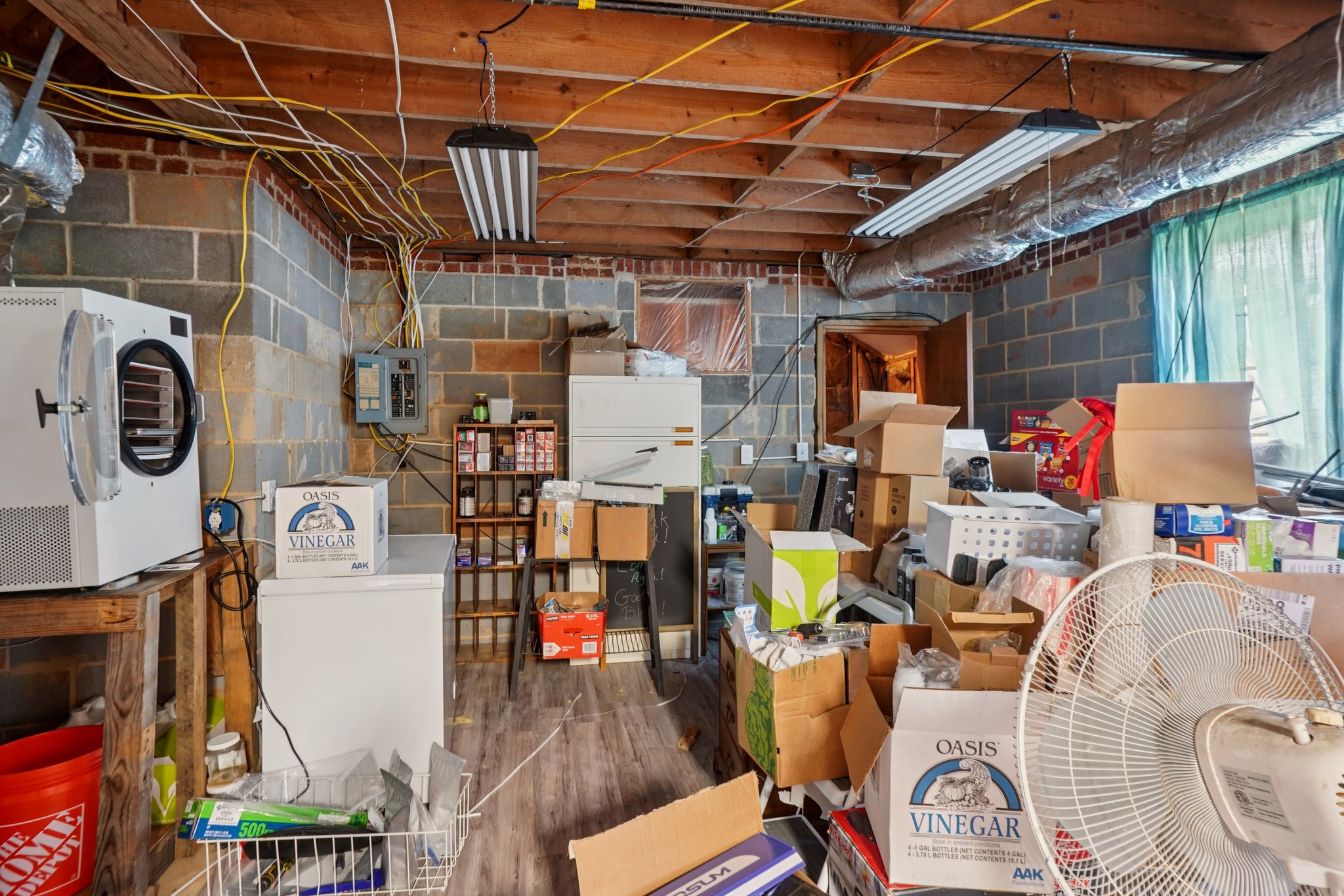 Fairview Dr-S3007-037.jpg