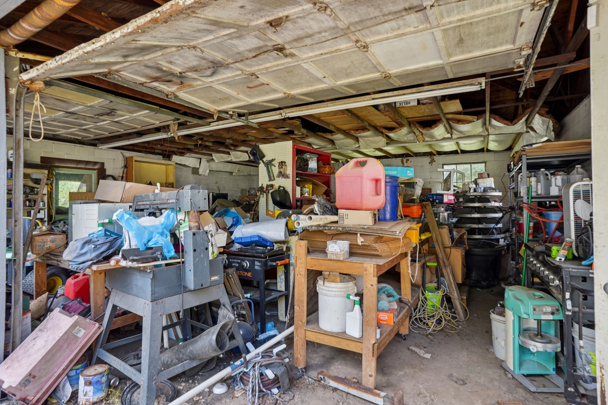 Fairview Dr-S3007-050.jpg