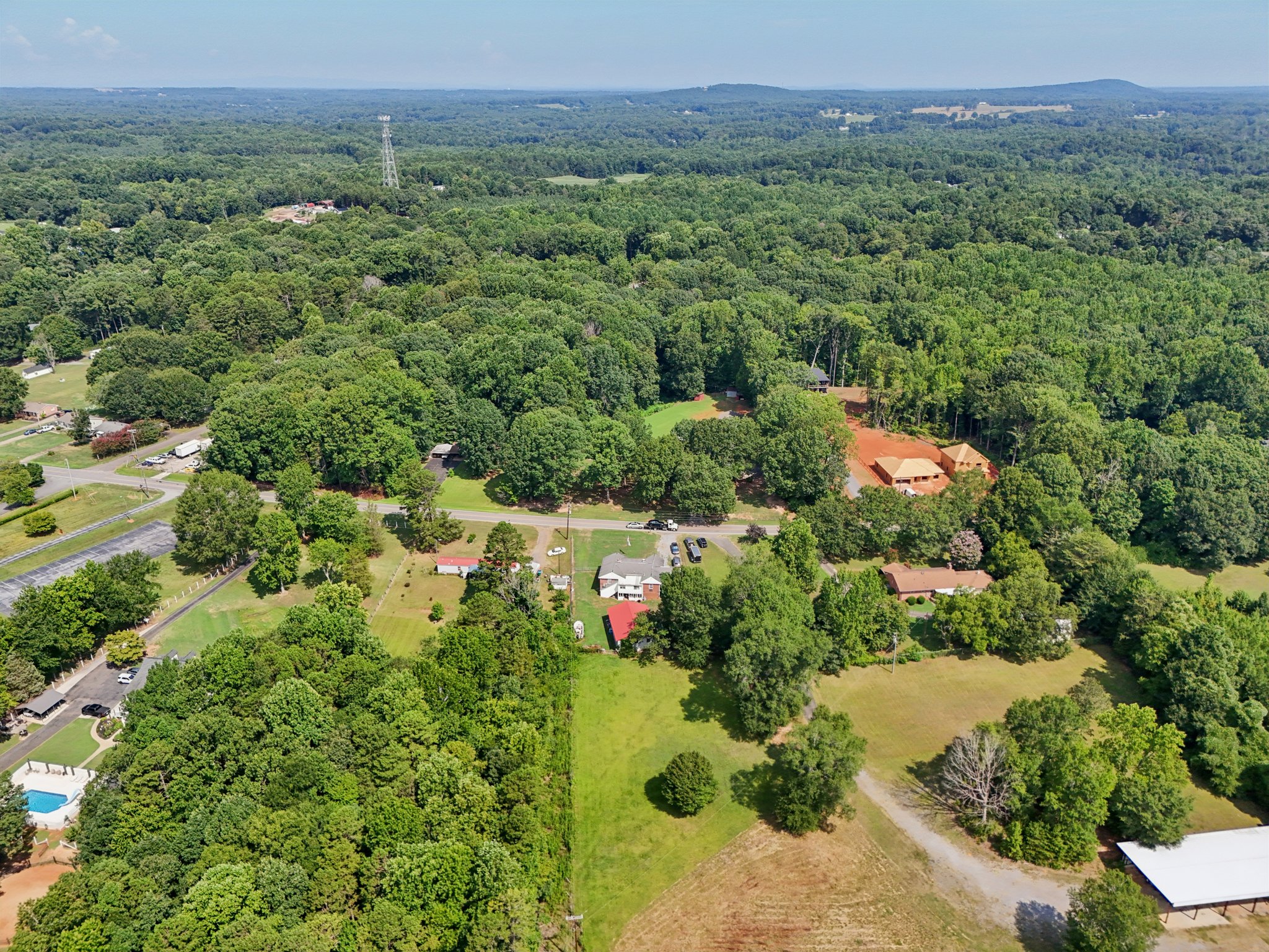 Fairview Dr-S3007-054.jpg