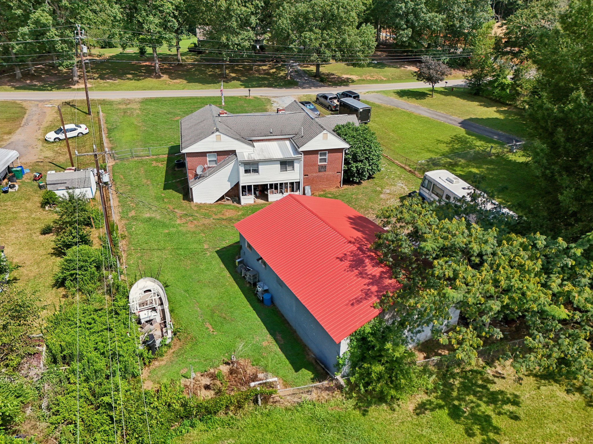 Fairview Dr-S3007-064.jpg