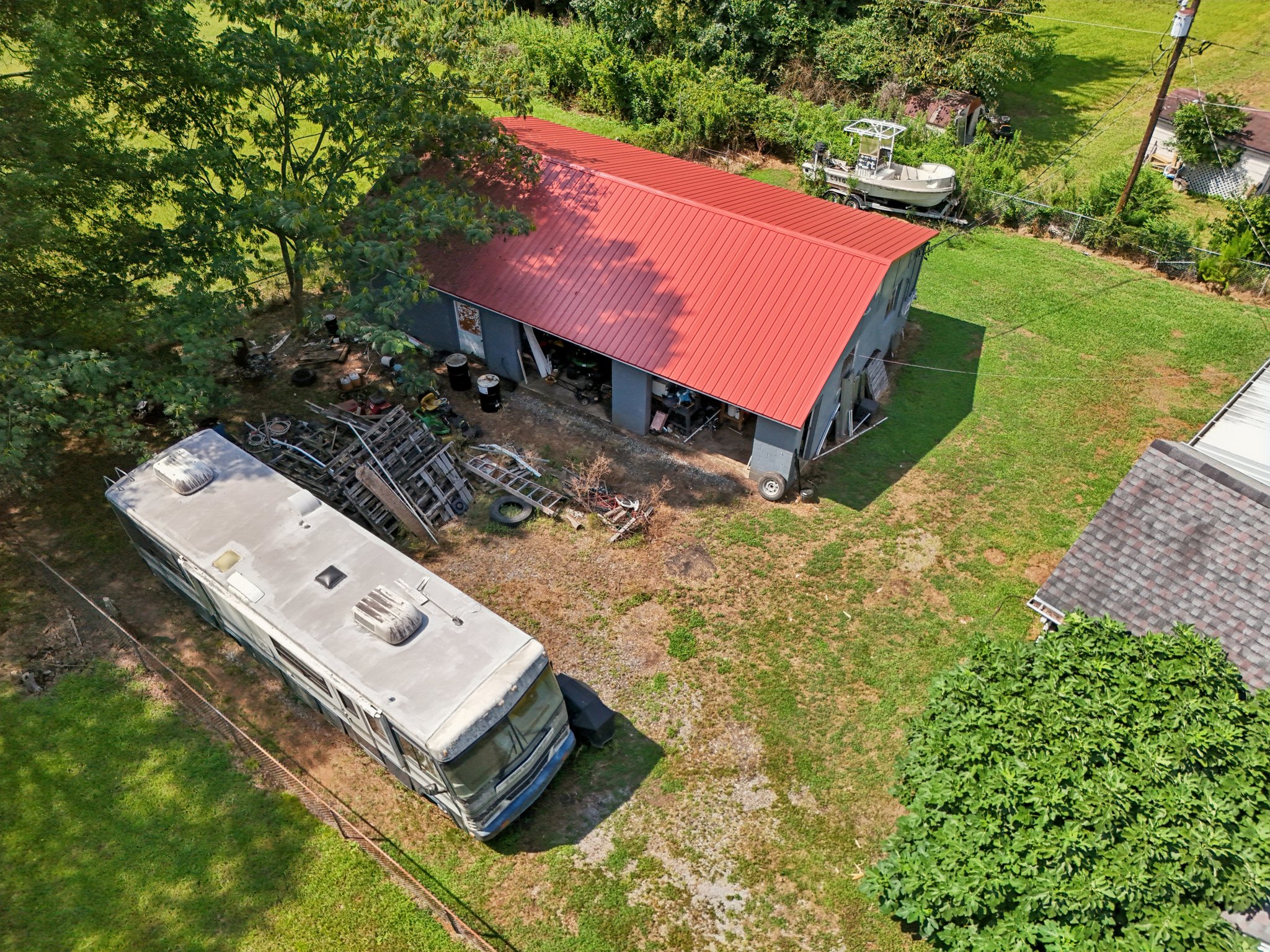 Fairview Dr-S3007-066.jpg