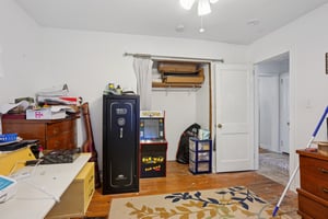 Fairview Dr-S3007-017.jpg