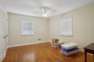 Fairview Dr-S3007-021.jpg