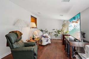 Fairview Dr-S3007-026.jpg