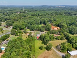 Fairview Dr-S3007-054.jpg