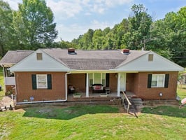 Fairview Dr-S3007-057.jpg