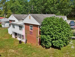 Fairview Dr-S3007-062.jpg