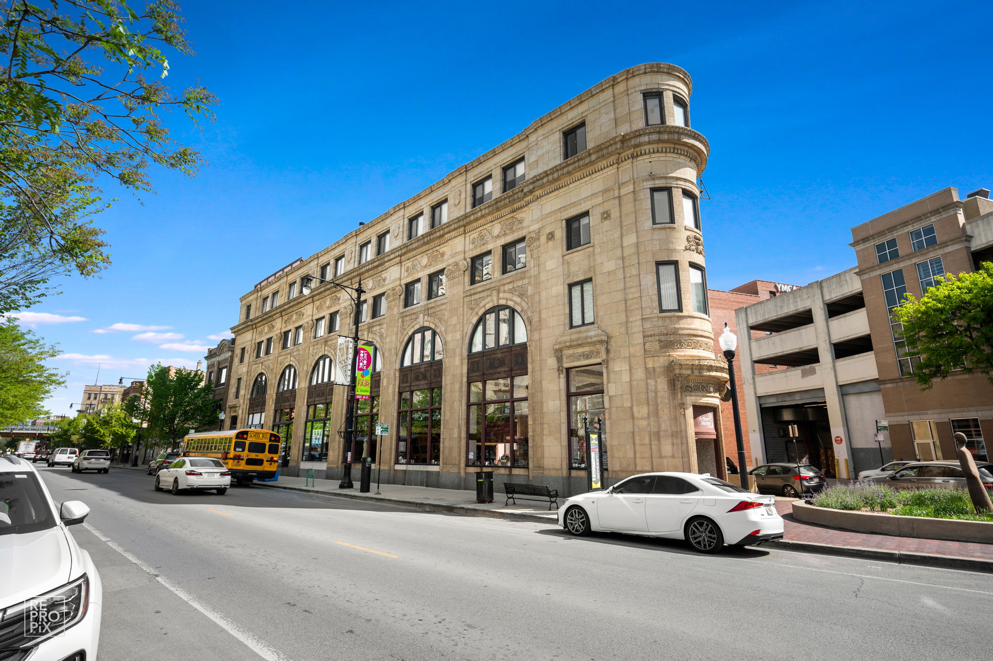 3325 N Lincoln Ave, Chicago, IL 60657_002