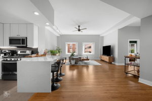 3325 N Lincoln Ave, Chicago, IL 60657_010