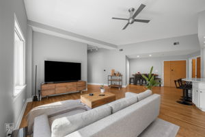 3325 N Lincoln Ave, Chicago, IL 60657_015