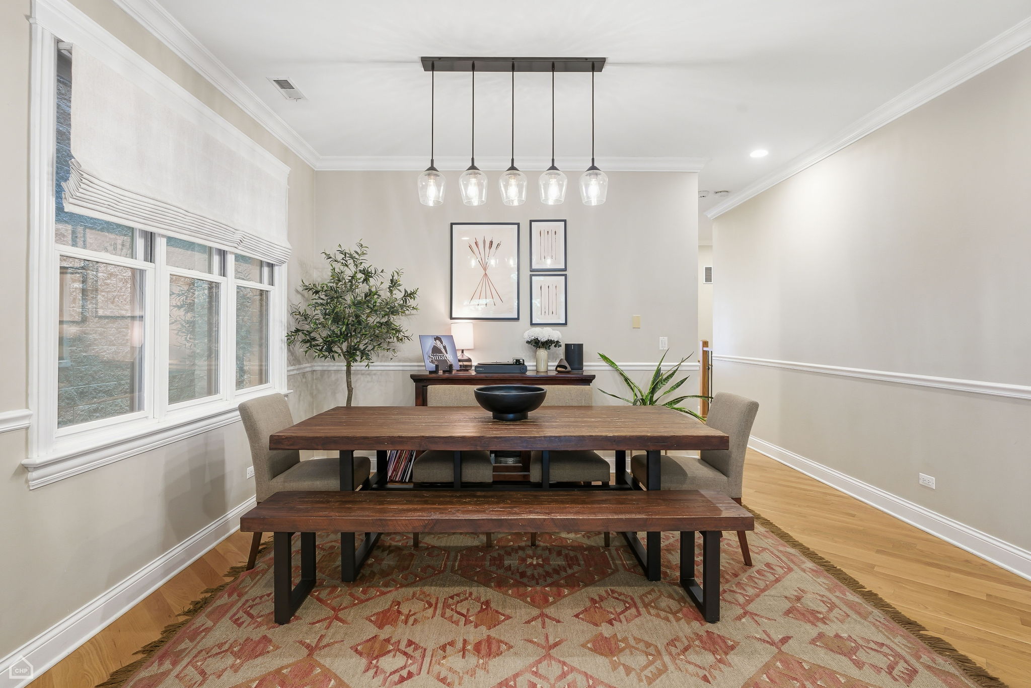 3325 N Seminary Ave 1N - Matt Liss_CHP2025_029