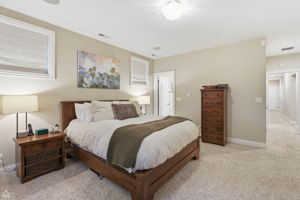 3325 N Seminary Ave 1N - Matt Liss_CHP2025_033