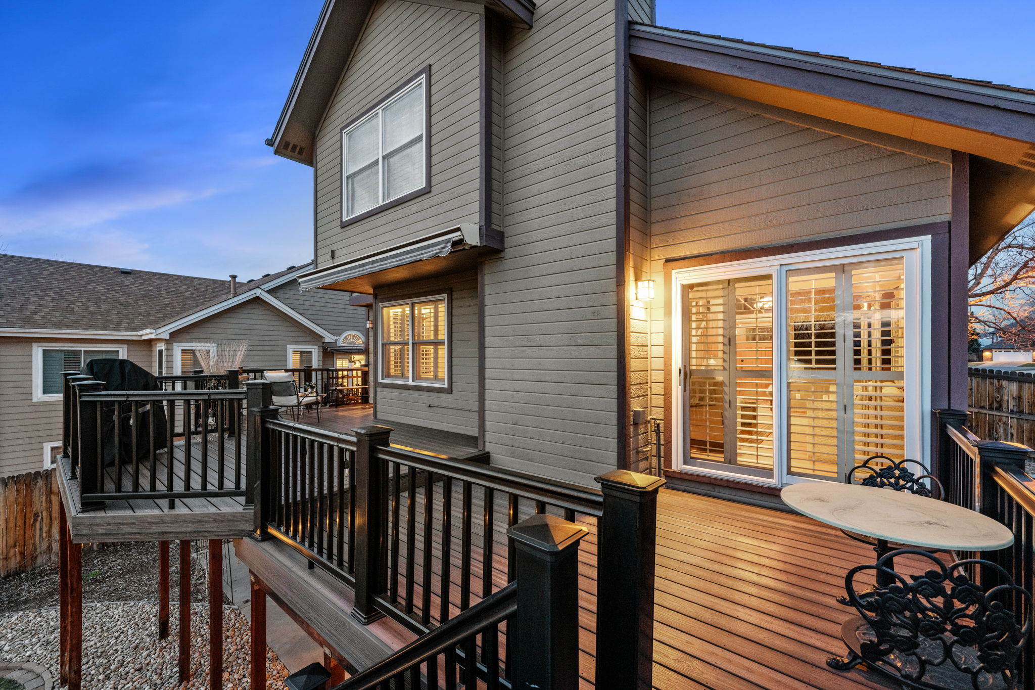 Deck & door into living room