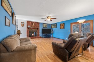  Photo 23