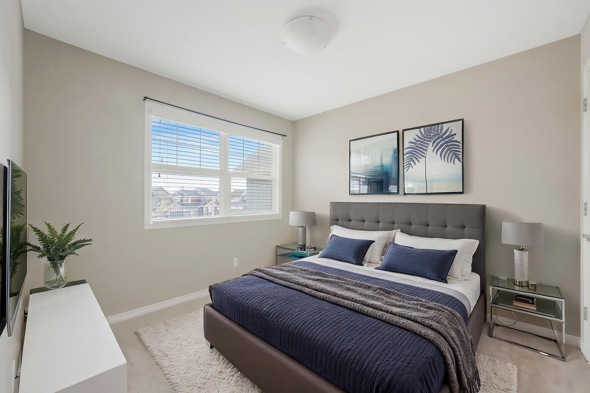 VX- Interior Image - (27) virtually staged.jpeg