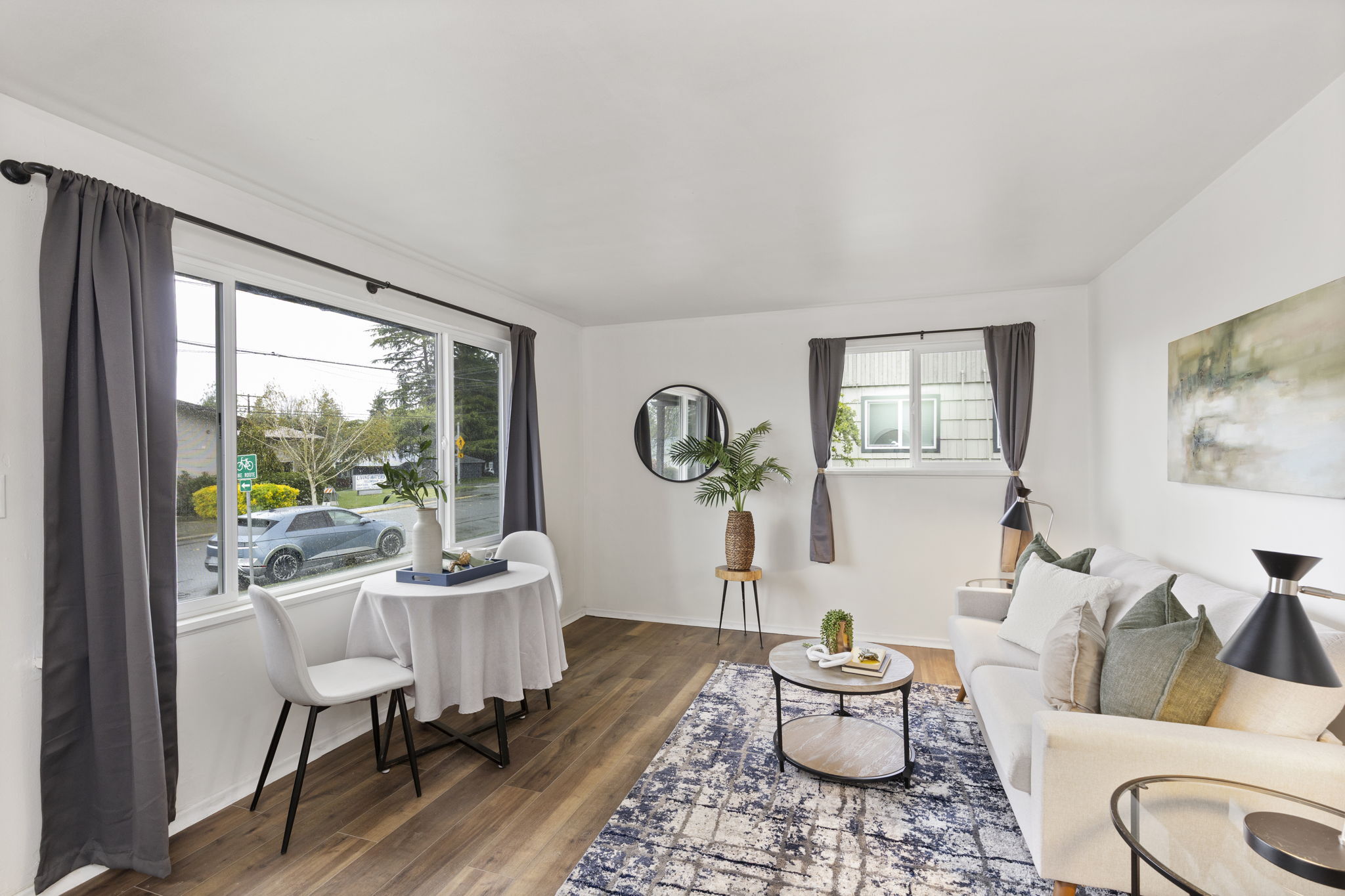 3328 - Newer windows & flooring!