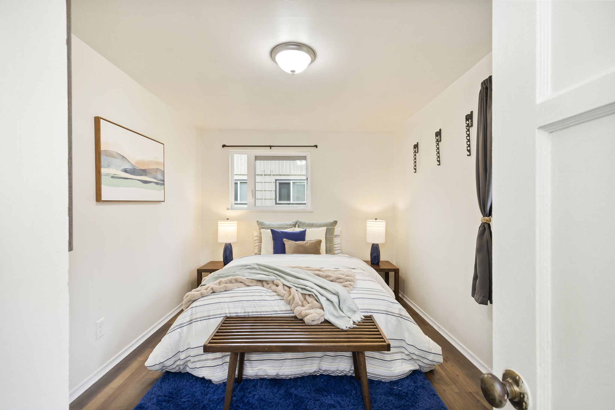 3328 - Bedroom accommodates a queen bed!