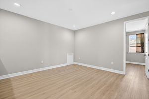 Virtual Stage- Transitional furniture