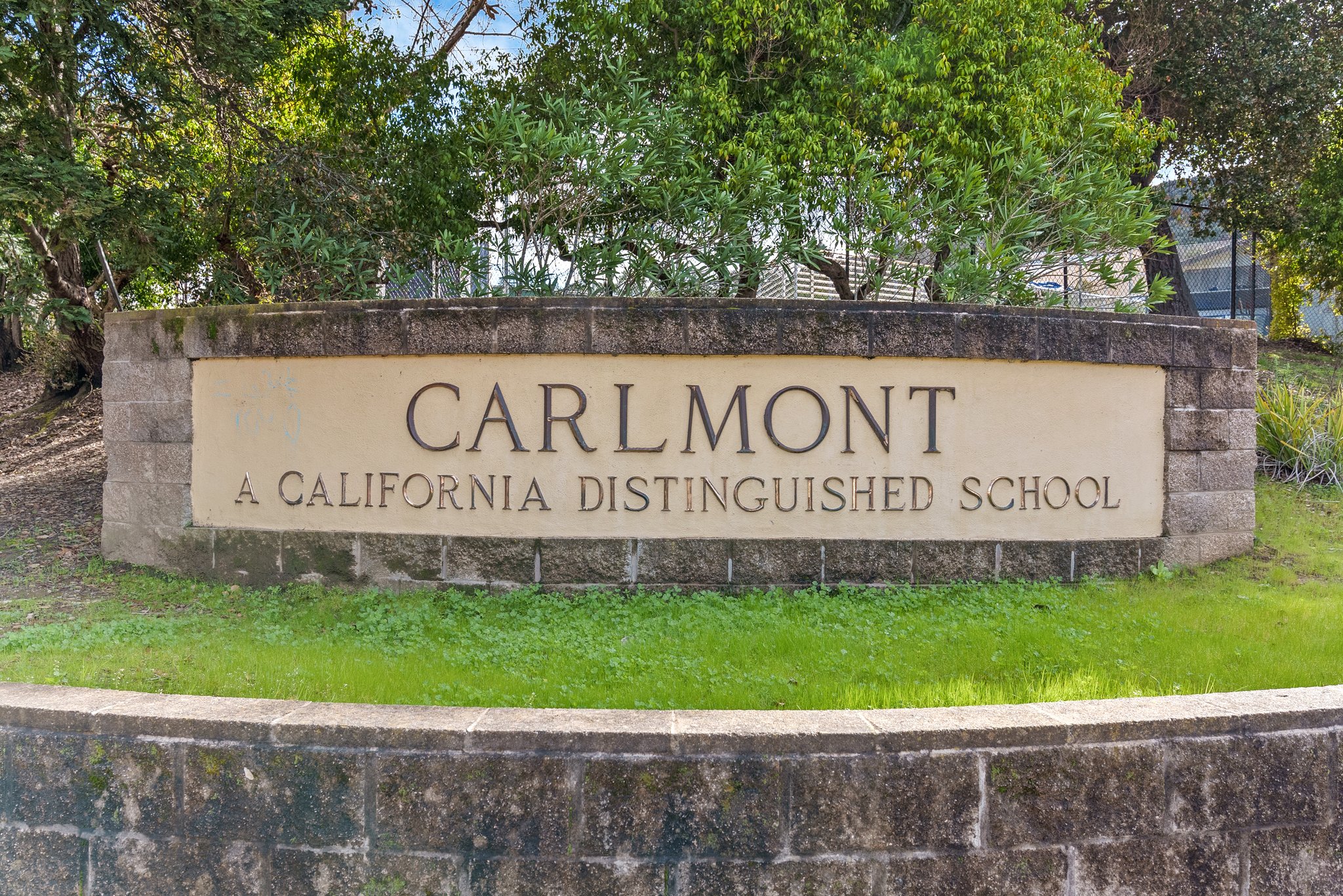 Carlmont High School