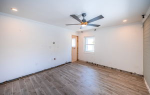 Master Bedroom1b-3