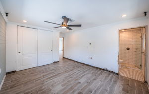 Master Bedroom1c-3