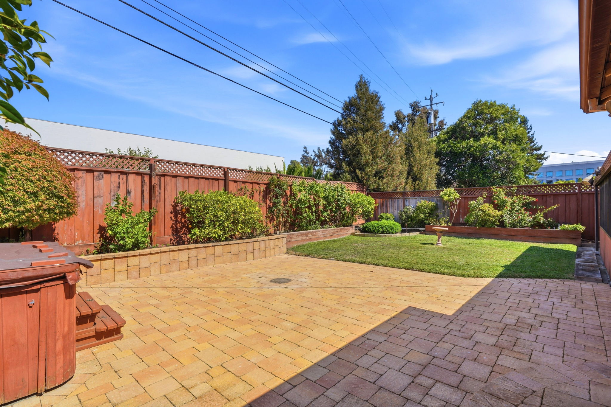 037_F8_333 G St Redwood City