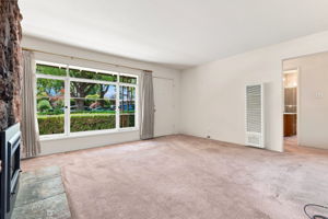 011_F8_333 G St Redwood City