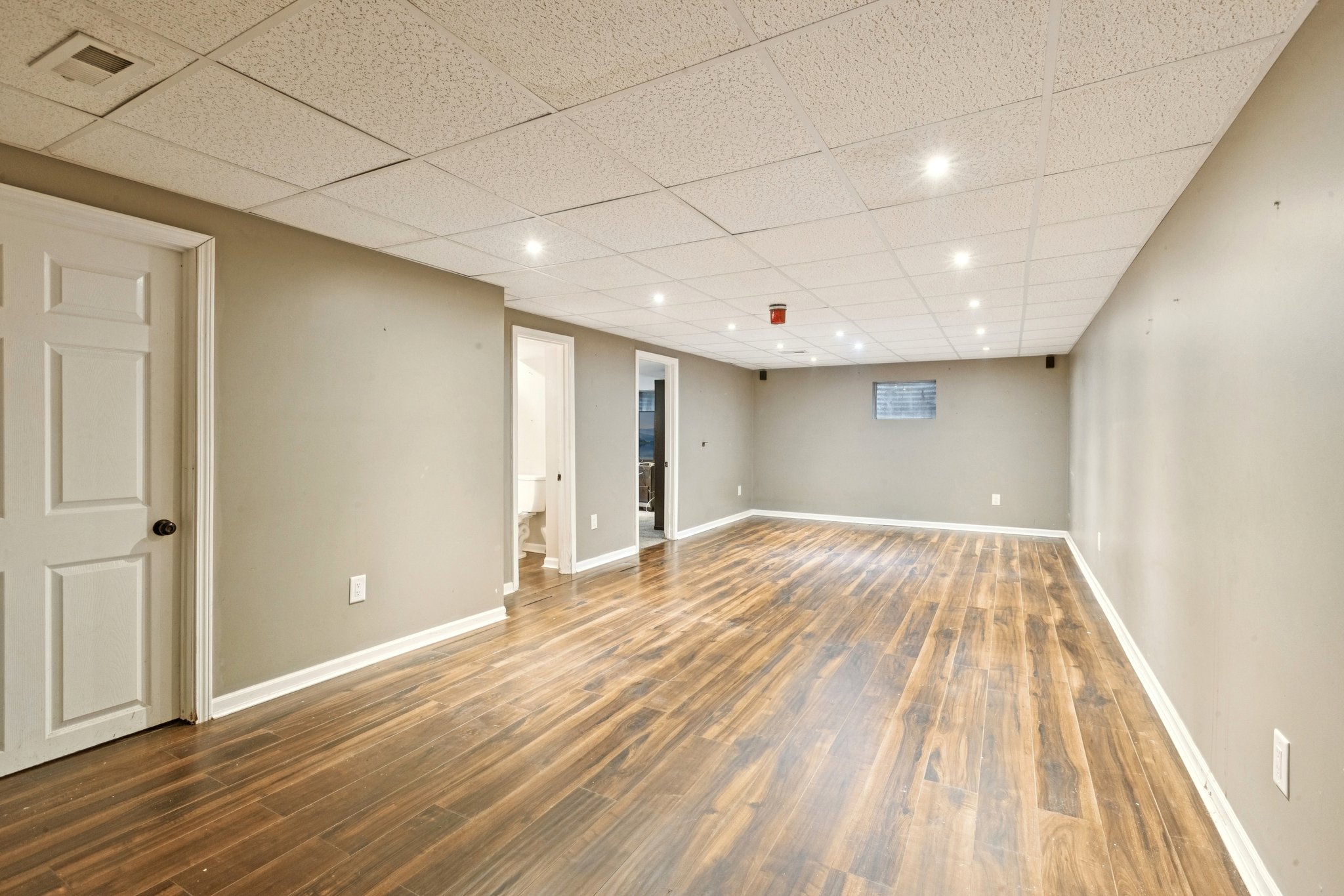 Grosvenor Ct-S1203-036.jpg