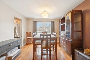 Grosvenor Ct-S1203-011.jpg