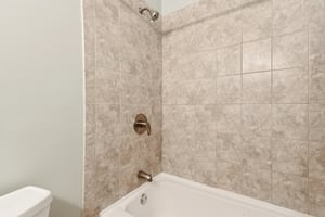 Grosvenor Ct-S1203-029.jpg