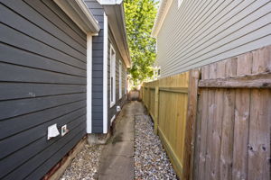  Photo 34
